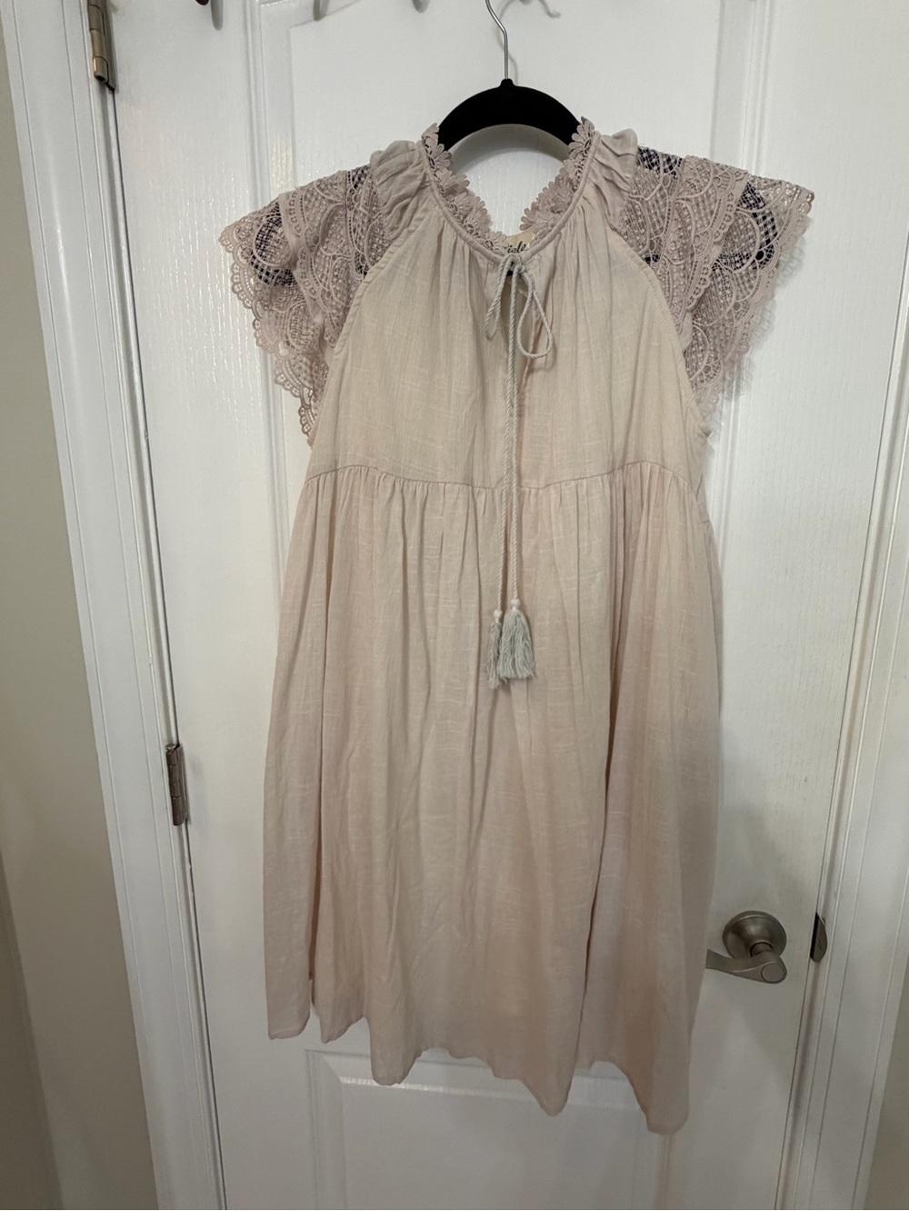 Women’s Lace-Sleeve Boho Dress in Blush